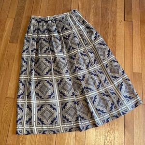 Vintage Burberry 100% Silk Pleated Paisley Skirt Midi Size 10